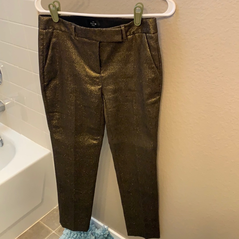 Whitehouse black market gold & black pants size 2